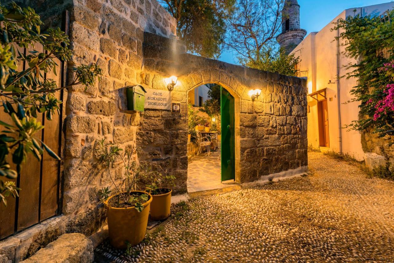 Apartment Secret Garden - Old Town Rhodes City