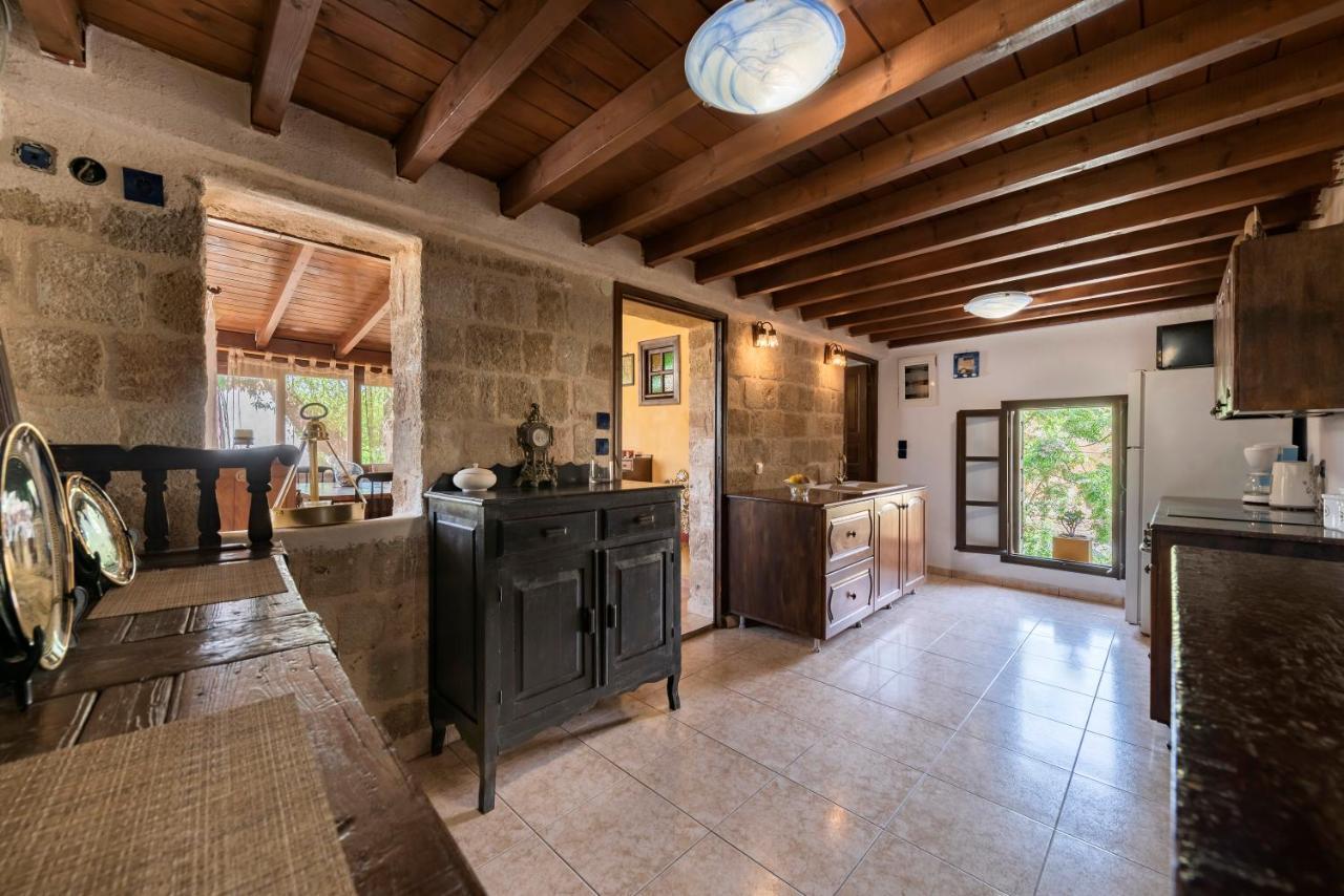 Apartment Secret Garden - Old Town Rhodes City
