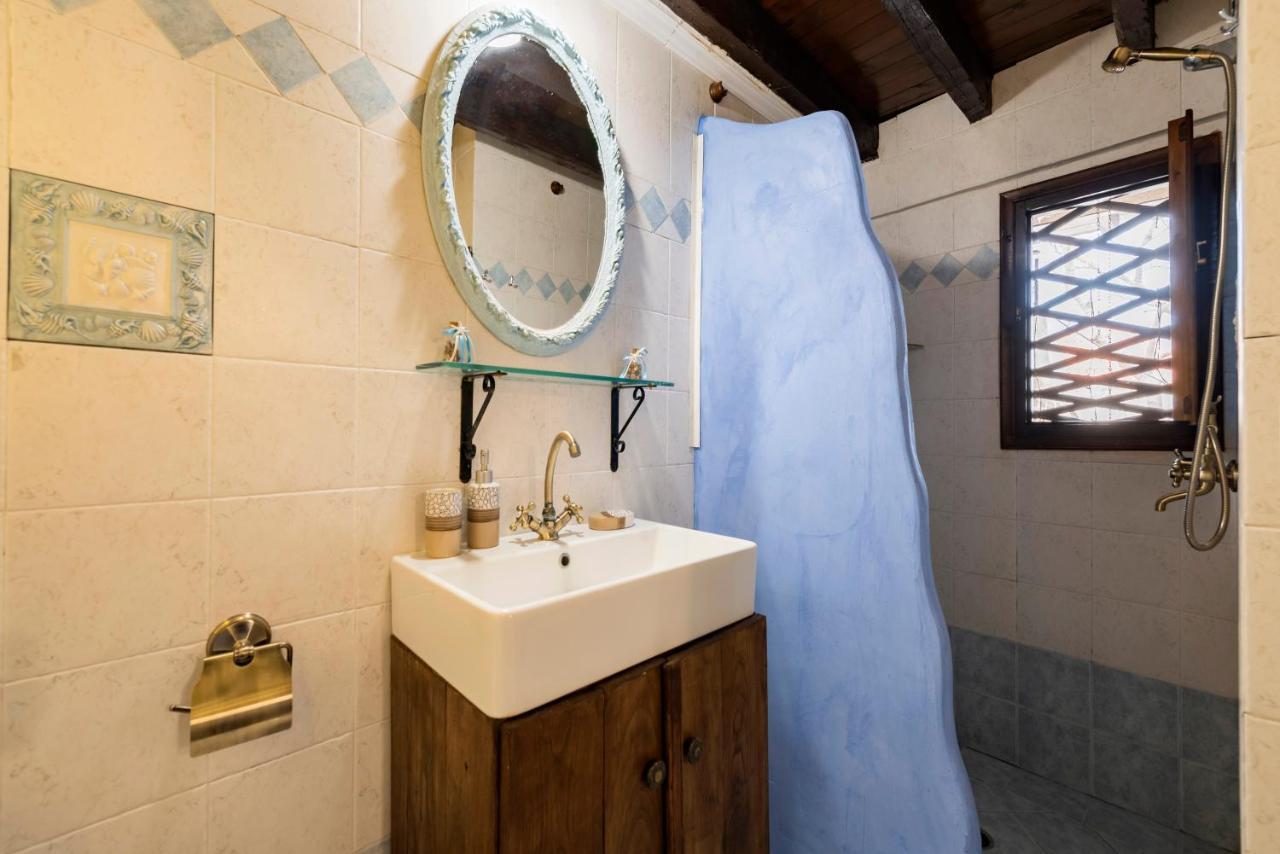 Secret Garden - Old Town Apartment Rhodes City