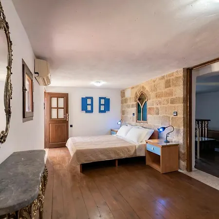 Secret Garden - Old Town Apartment Rhodes City Exterior photo