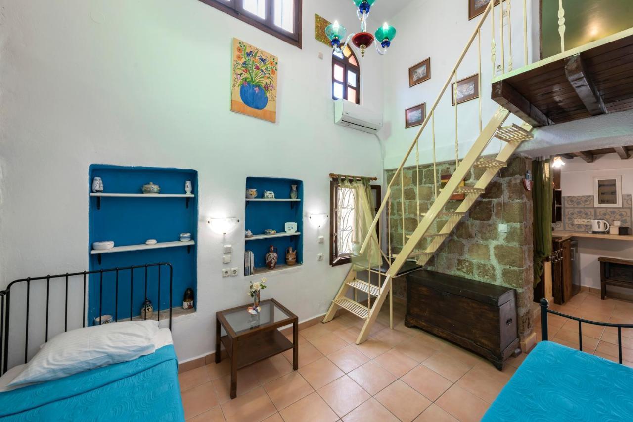 Secret Garden - Old Town Apartment Rhodes City